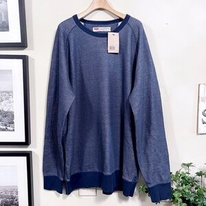 New! Men’s Levi’s long sleeve shirt regular fit. Size 2XL.